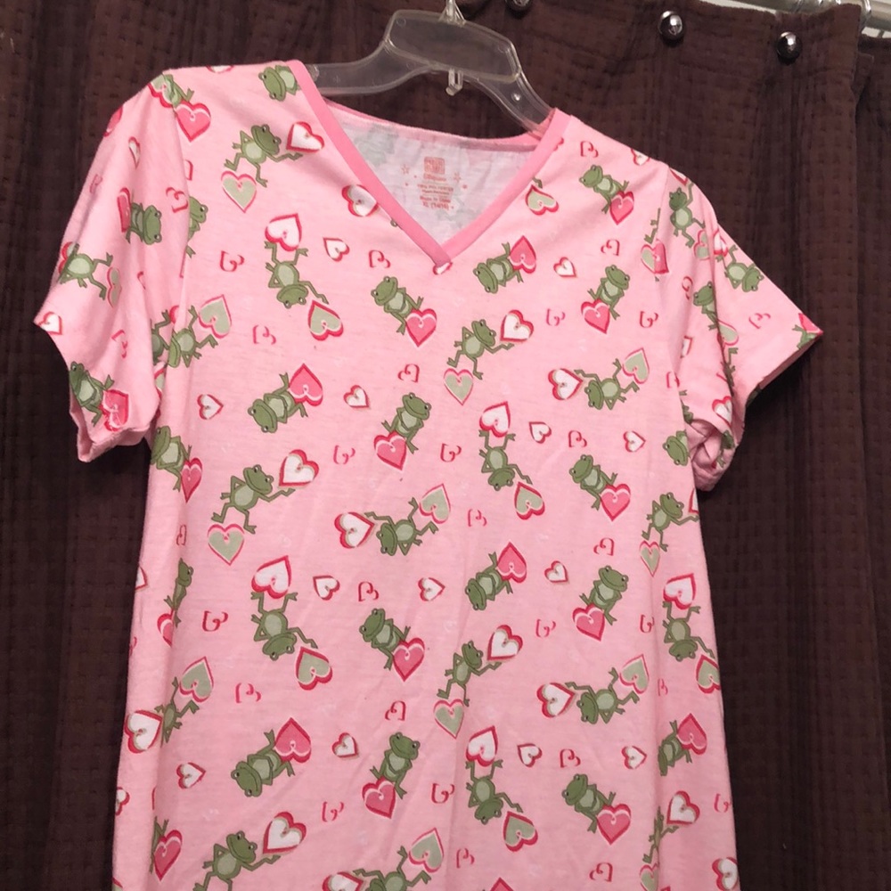 Girls nightgown